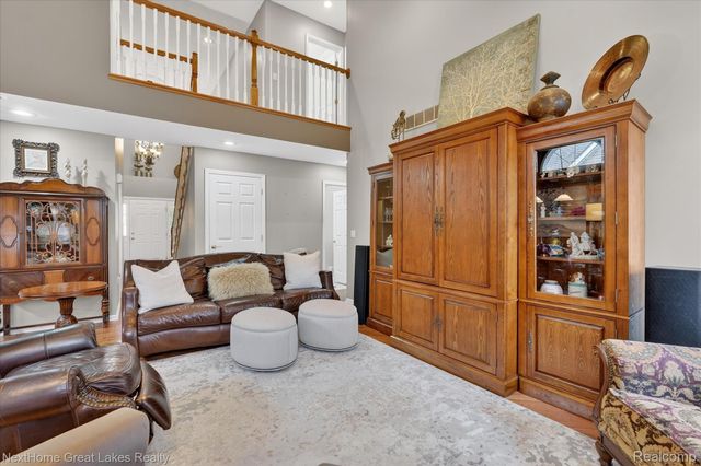 6152 Natures Cove, Grand Blanc Charter Township, MI 48439