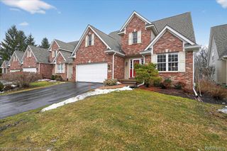 6152 Natures Cove, Grand Blanc Charter Township, MI 48439