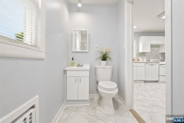 888 Lake Street, Newark, NJ 07104