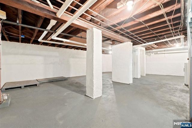 888 Lake Street, Newark, NJ 07104