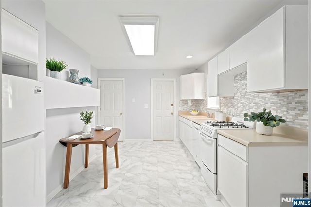 888 Lake Street, Newark, NJ 07104