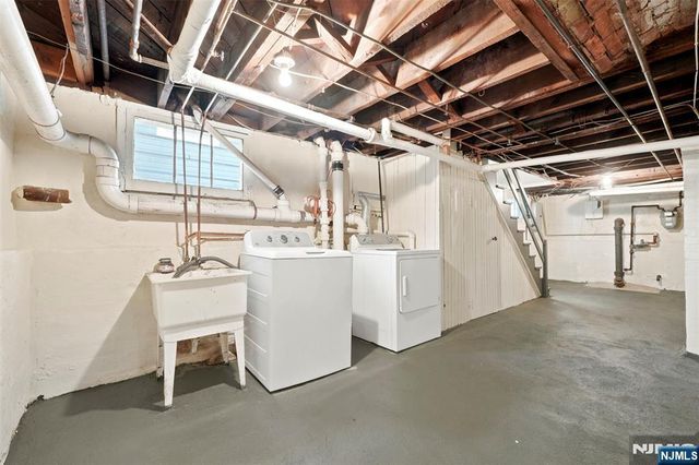 888 Lake Street, Newark, NJ 07104