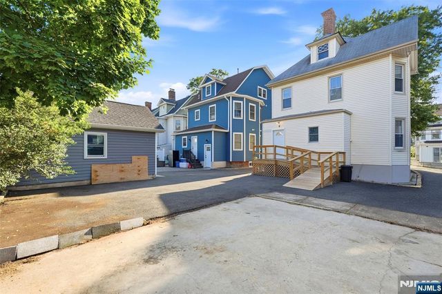 888 Lake Street, Newark, NJ 07104