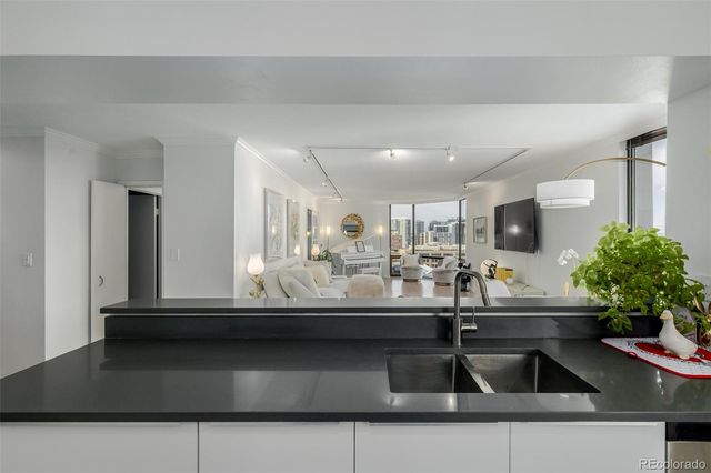 1625 Larimer Street 1207, Denver, CO 80202