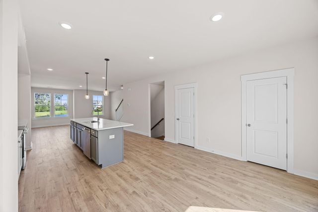 548 Scholar Way, Summerville, SC 29486