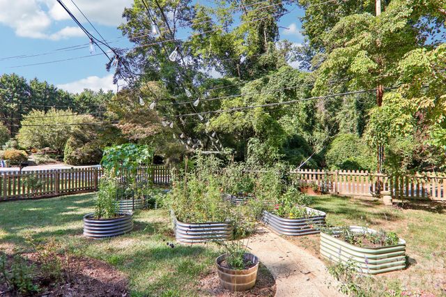 333 Kenilworth Road, Asheville, NC 28805