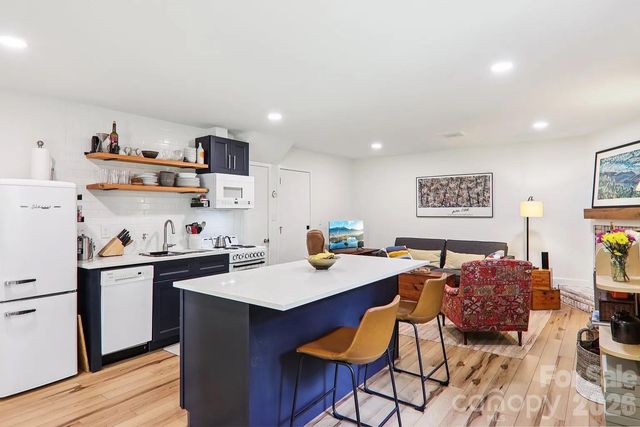 333 Kenilworth Road, Asheville, NC 28805
