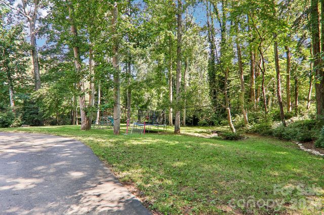 333 Kenilworth Road, Asheville, NC 28805