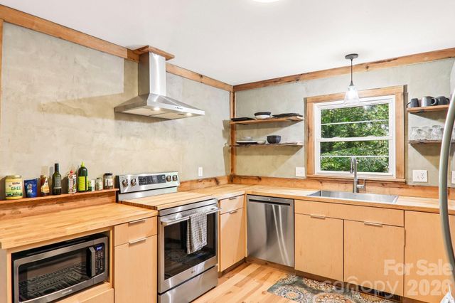333 Kenilworth Road, Asheville, NC 28805