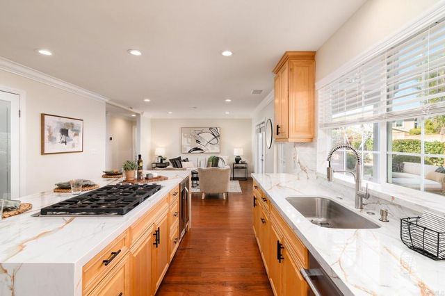 1822 Burroughs St, Oceanside, CA 92054