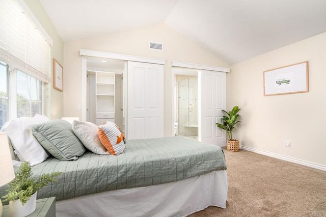 1822 Burroughs St, Oceanside, CA 92054