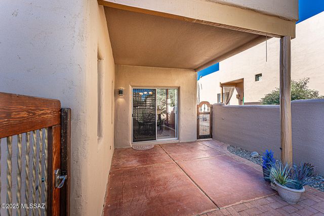 3789 S Calle Rambles, Green Valley, AZ 85614