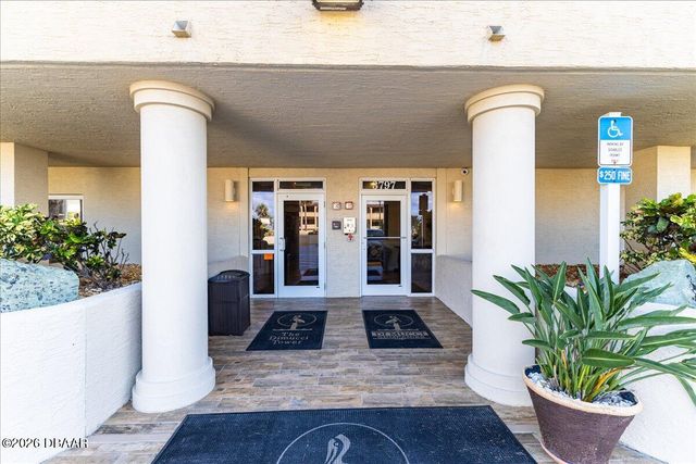 3797 S Atlantic Ave Unit 302, Daytona Beach Shores, FL 32118