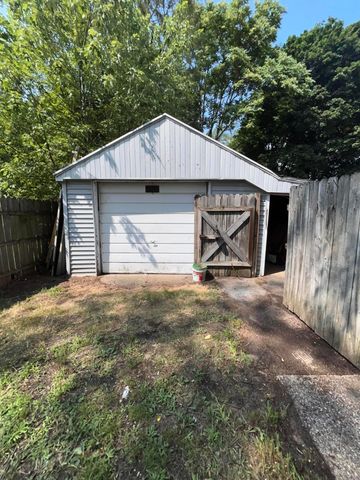 335 Abbie Street SE, Grand Rapids, MI 49548