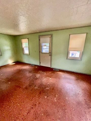 335 Abbie Street SE, Grand Rapids, MI 49548