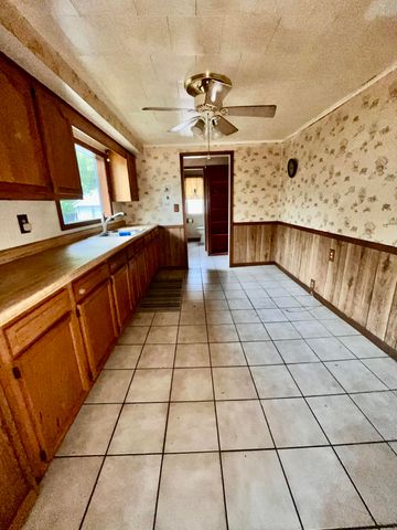 335 Abbie Street SE, Grand Rapids, MI 49548