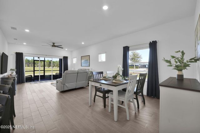 36 DOGLEG, St. Johns, FL 32259