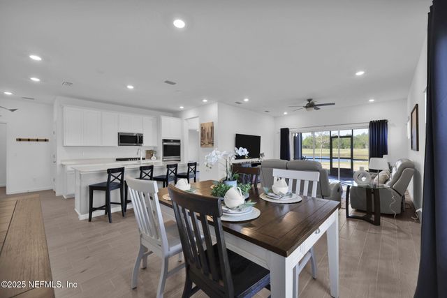 36 DOGLEG, St. Johns, FL 32259