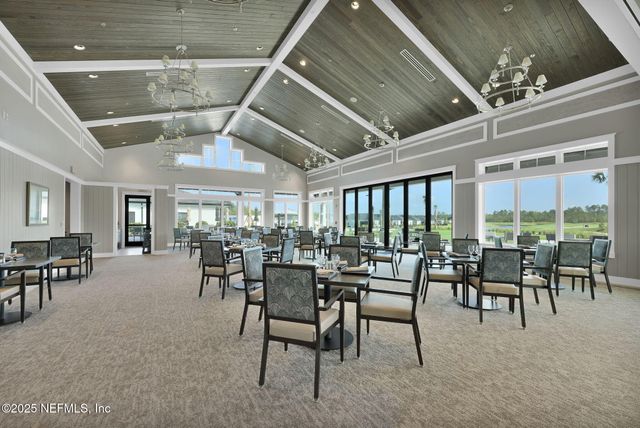 36 DOGLEG, St. Johns, FL 32259