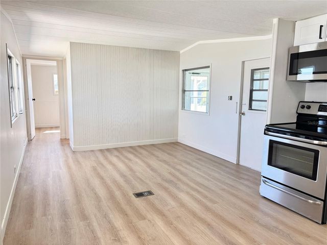 7028 MOUNT JUPITER DRIVE NE 601, St Petersburg, FL 33702