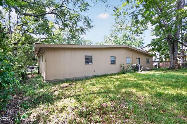 3571 Sykes Park Drive, Jackson, MS 39212