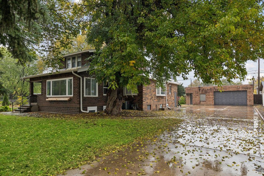 5452 Fremont Avenue N, Brooklyn Center, MN 55430 — exterior