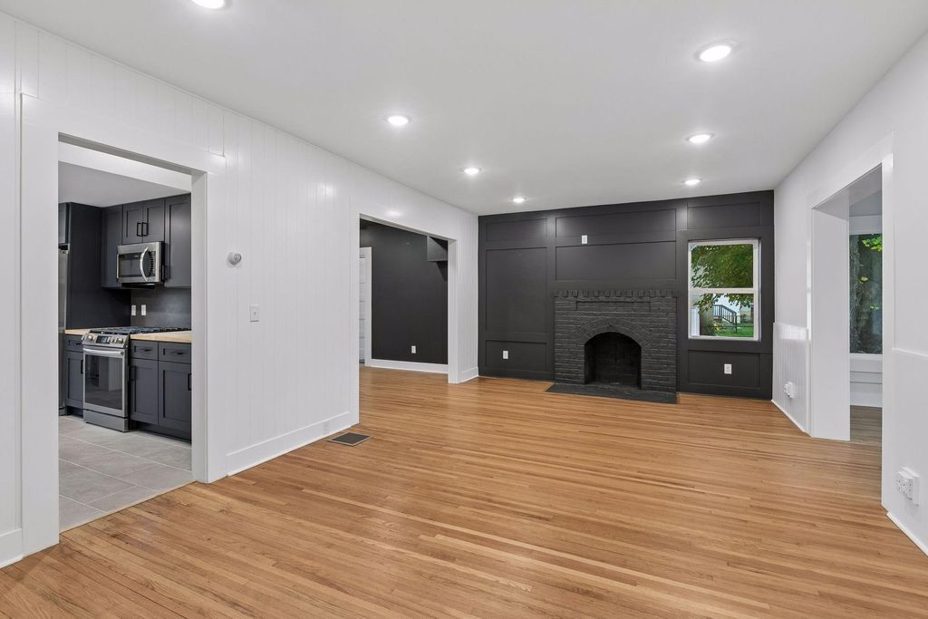 5452 Fremont Avenue N, Brooklyn Center, MN 55430 — photo 3