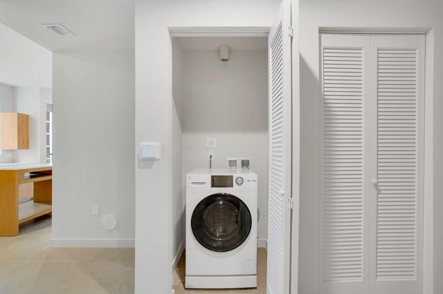 601 N Miami Avenue 2107, Miami, FL 33316