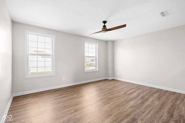 5563 Gateway East Drive, Whitestown, IN 46075