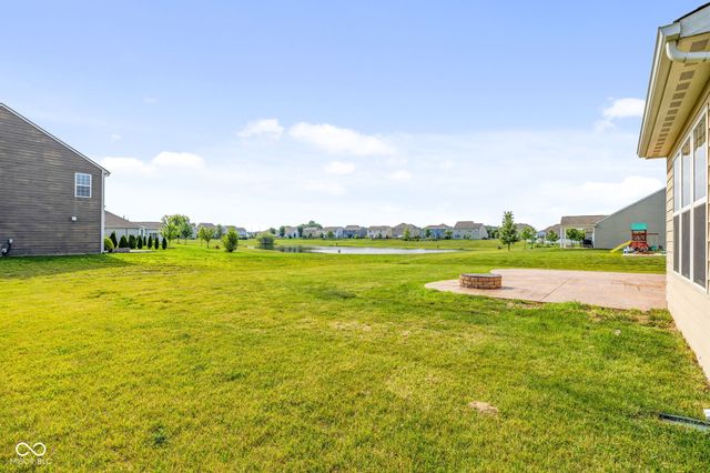 5563 Gateway East Drive, Whitestown, IN 46075