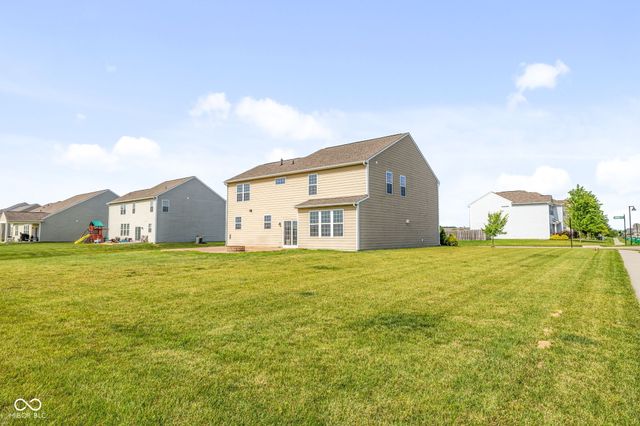 5563 Gateway East Drive, Whitestown, IN 46075