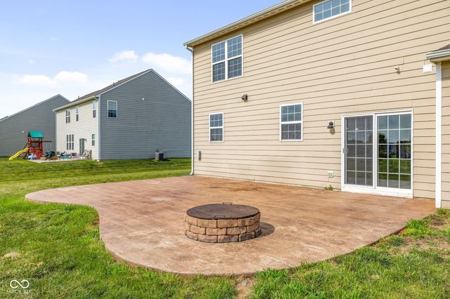5563 Gateway East Drive, Whitestown, IN 46075