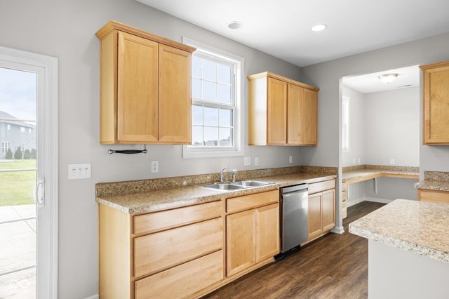 5563 Gateway East Drive, Whitestown, IN 46075