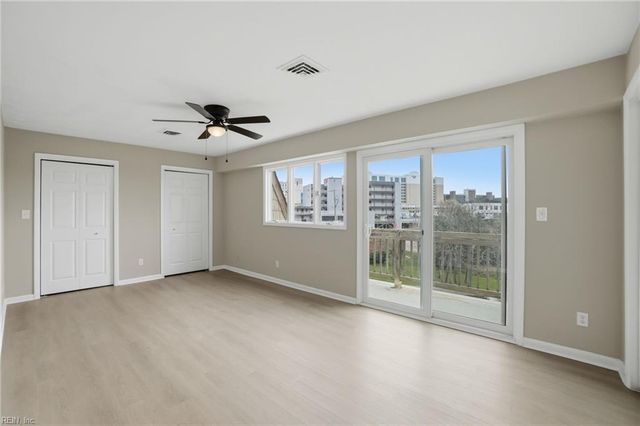 245 Lake DR, Virginia Beach, VA 23451