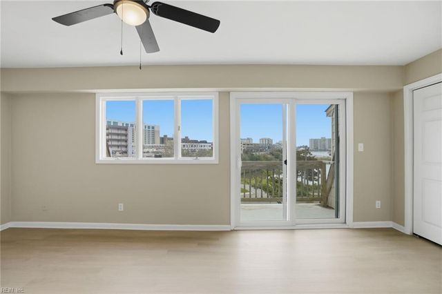 245 Lake DR, Virginia Beach, VA 23451