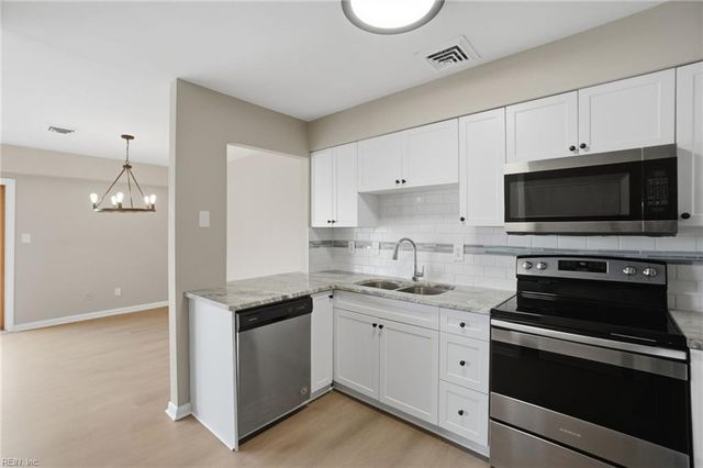 245 Lake DR, Virginia Beach, VA 23451