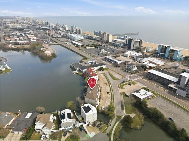 245 Lake DR, Virginia Beach, VA 23451