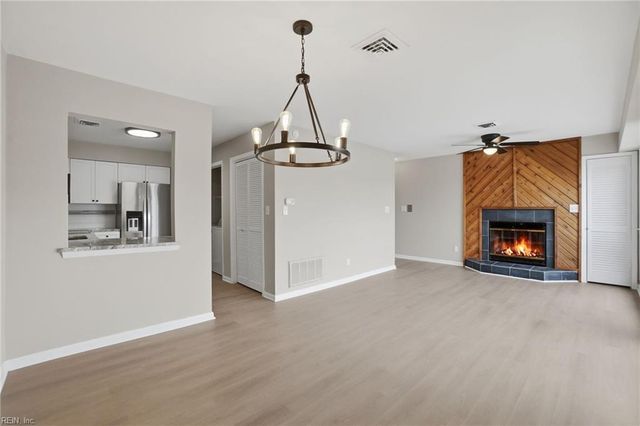 245 Lake DR, Virginia Beach, VA 23451