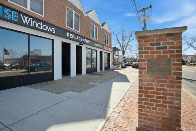 85 Unqua Road, Massapequa, NY 11758