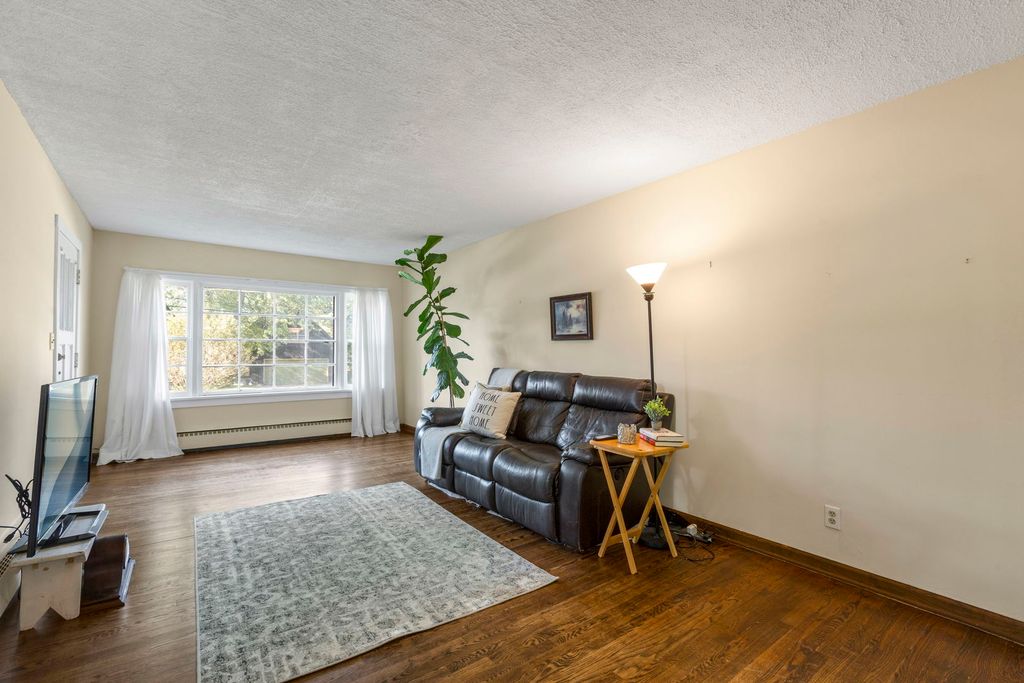 1201 Lincoln Avenue, Fox River Grove, IL 60021 — photo 5
