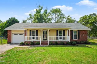 2804 Empire Court, Fayetteville, NC 28306