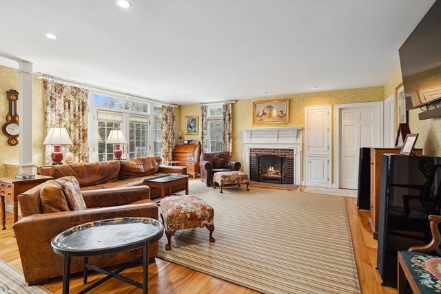 46 Freeman Ln, Orleans, MA 02653