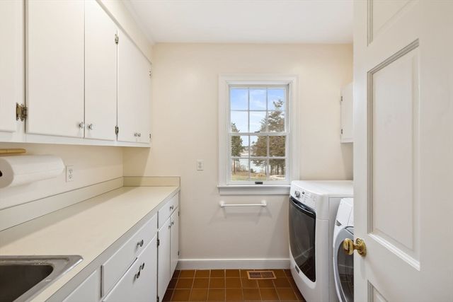 46 Freeman Ln, Orleans, MA 02653