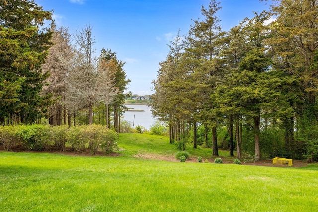 46 Freeman Ln, Orleans, MA 02653