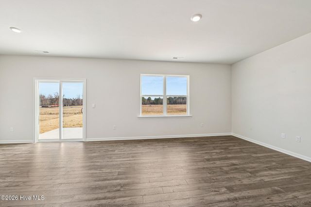224 Rashford Way, Raeford, NC 28376