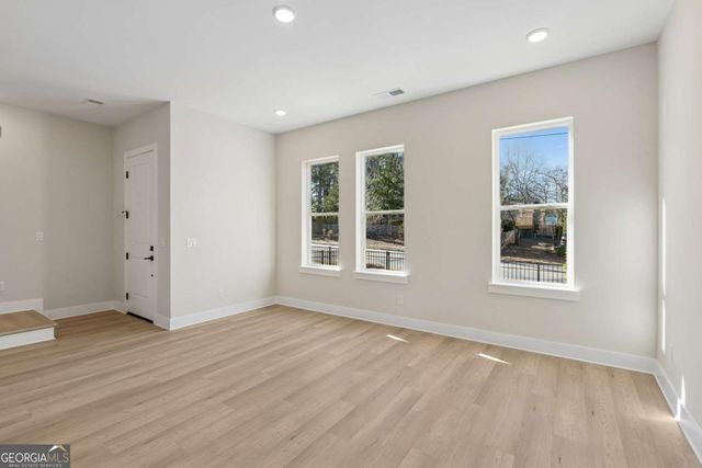 779 Auguste Avenue, Scottdale, GA 30079