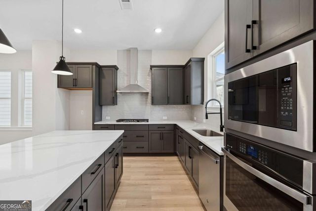 779 Auguste Avenue, Scottdale, GA 30079