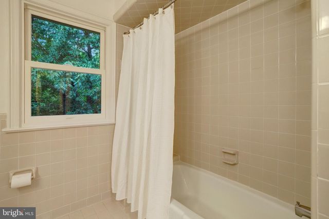 3845 N TAZEWELL ST, Arlington, VA 22207