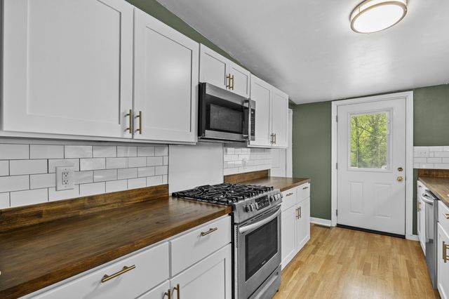 327 Smith Street, Midway, KY 40347