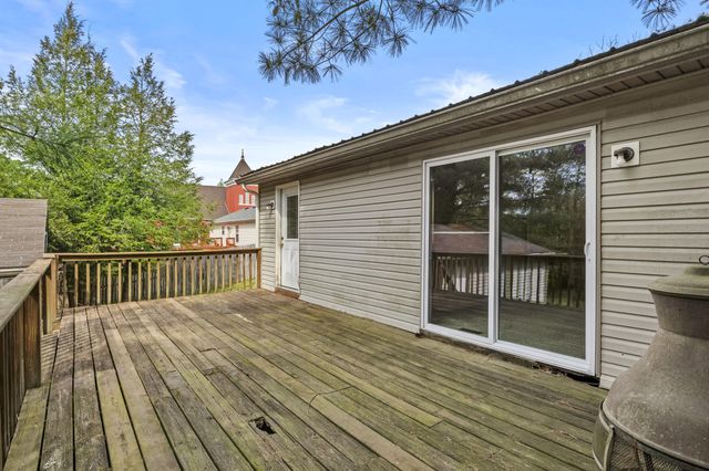 327 Smith Street, Midway, KY 40347